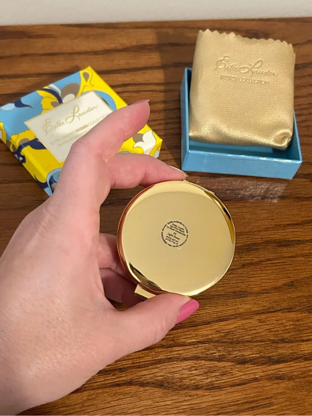 Estée Lauder Mad Men Collection Compact 2013